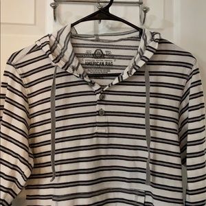 American Rag men’s hoodie t-shirt